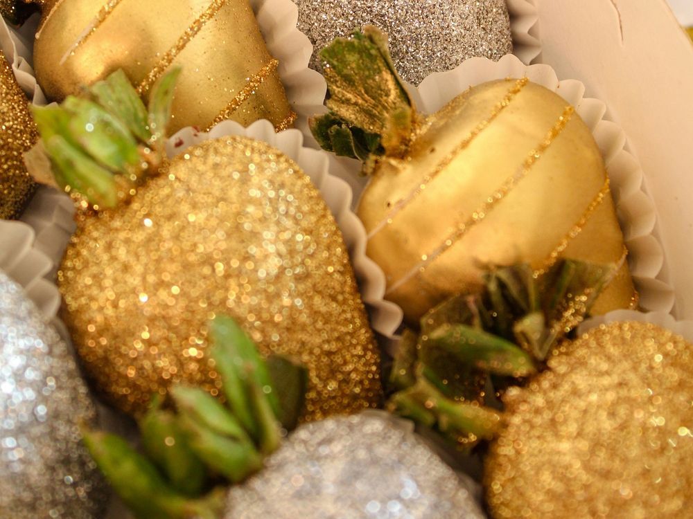shimmer dust for food